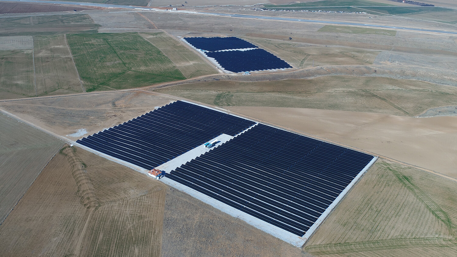 KONYA - SEZERSAN - GESAŞ GES 6.239 kWp + 4.713 kWp Arazi Üzeri Güneş Santrali