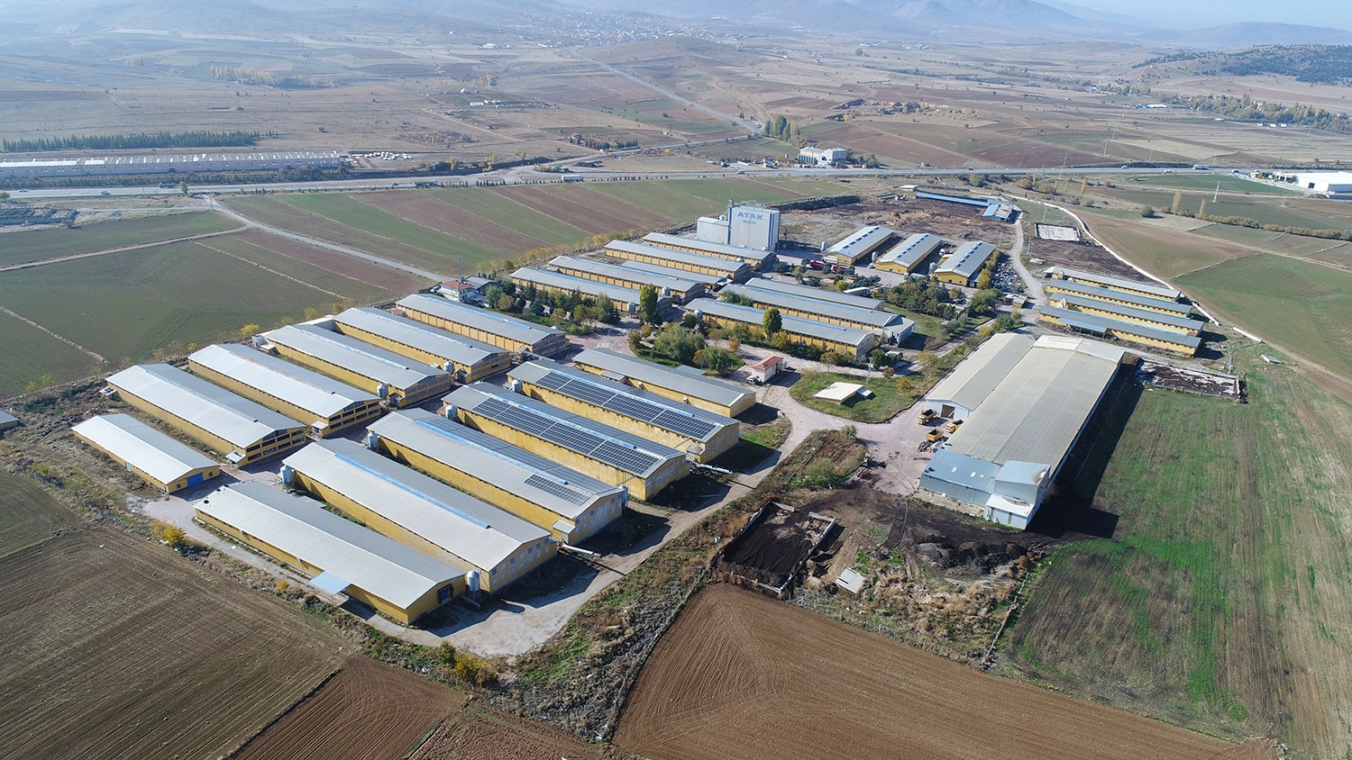 KONYA - ATAK Tavukçuluk - 592 kWp - Çatı Üzeri Güneş Santrali