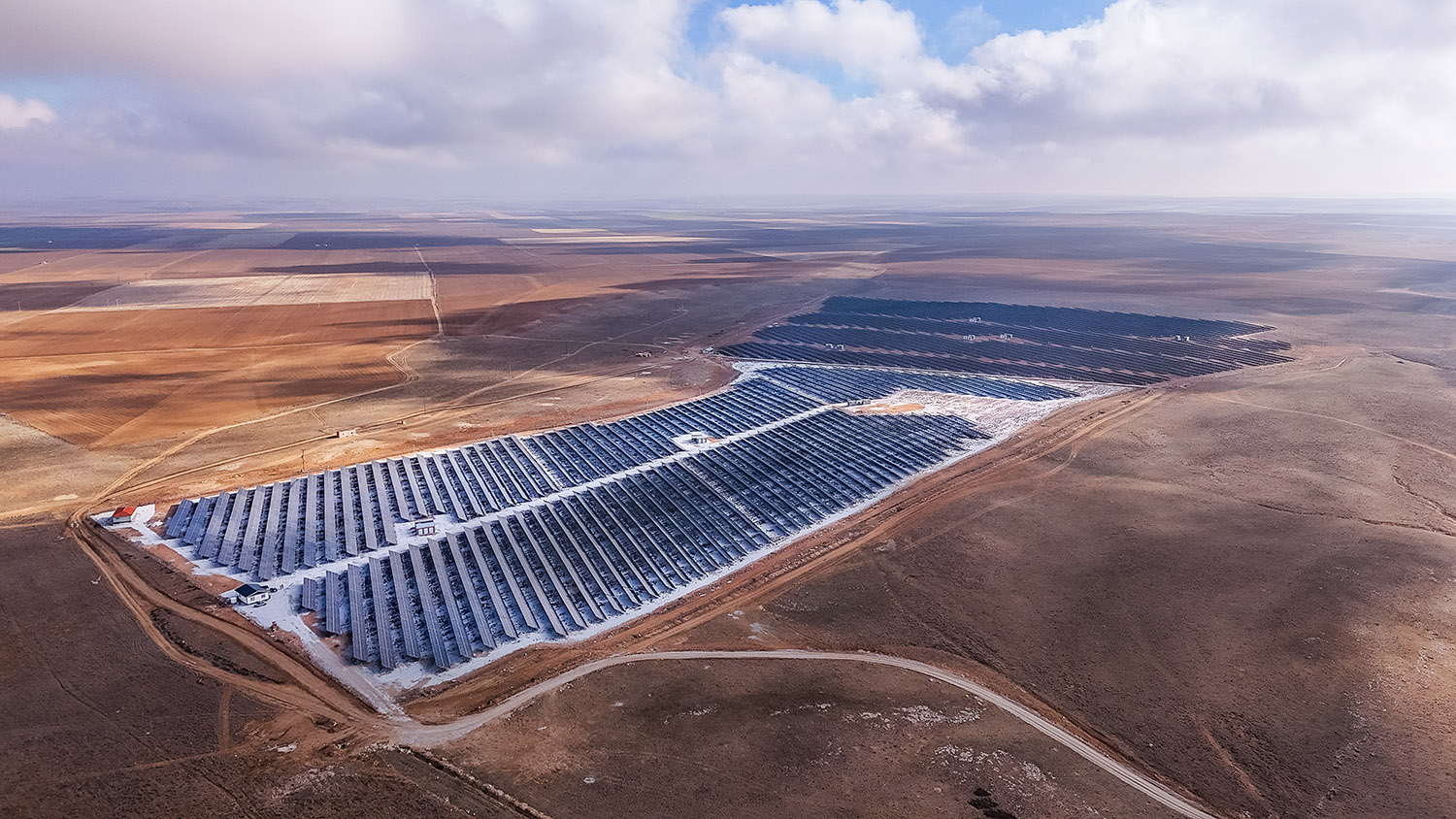 SYS ENERJİ - SULTANHANI GES / AKSARAY 30.460 kWp Arazi Güneş Santrali