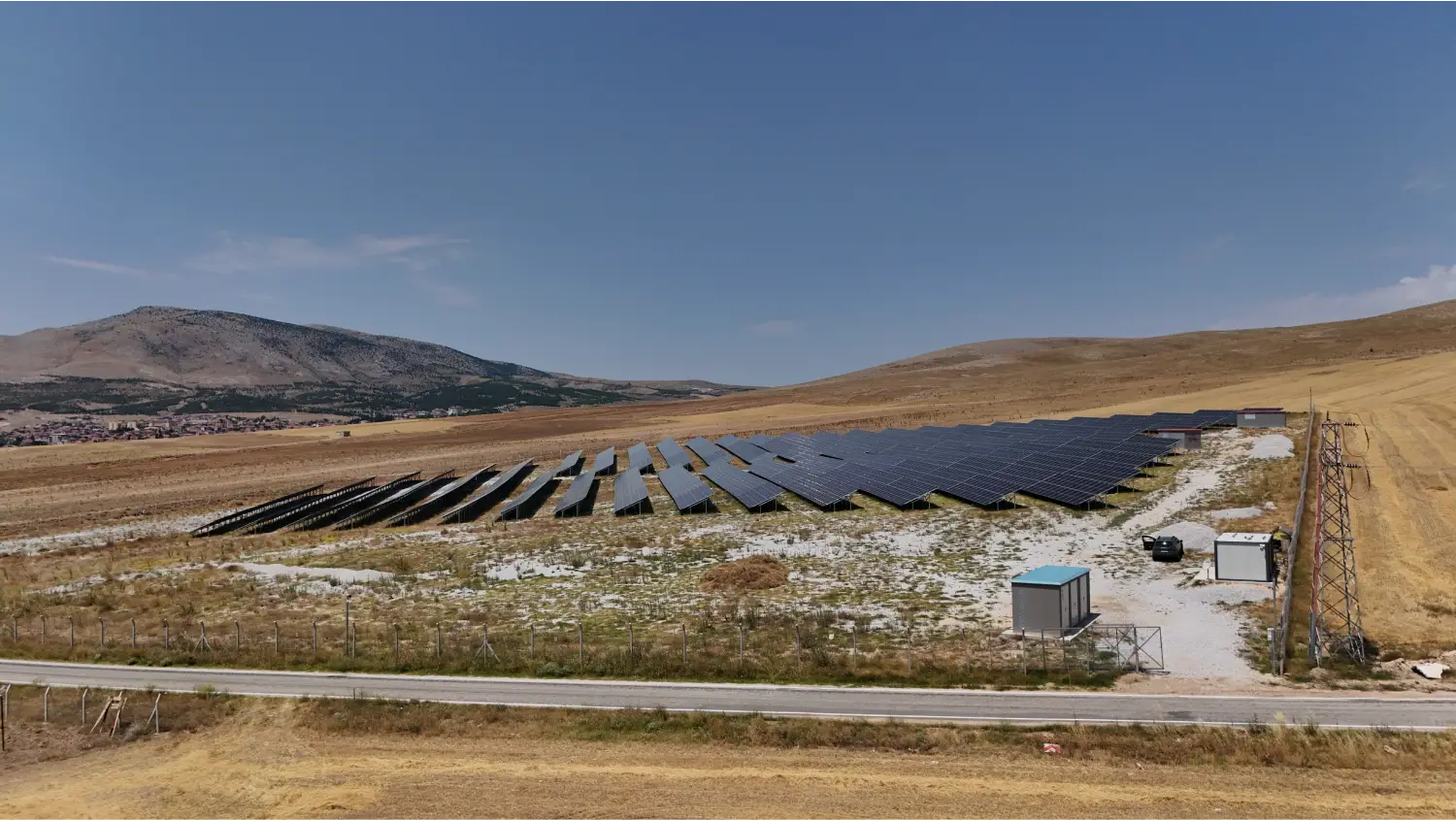 KONYA – FS PLASTİK-1 & 2 GES   / YUNAK Toplam Kurulu Güç: 2.593,80 kWp